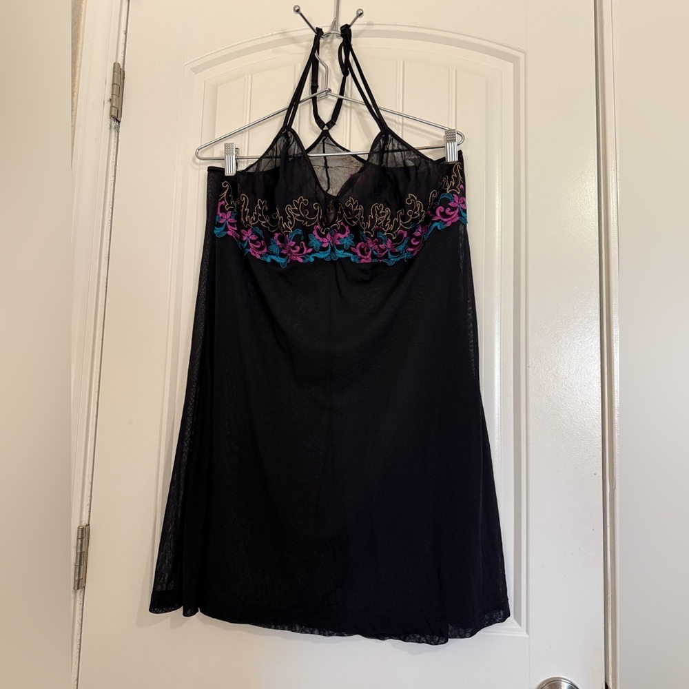 Cacique Black Chemise with Vibrant Embroidery